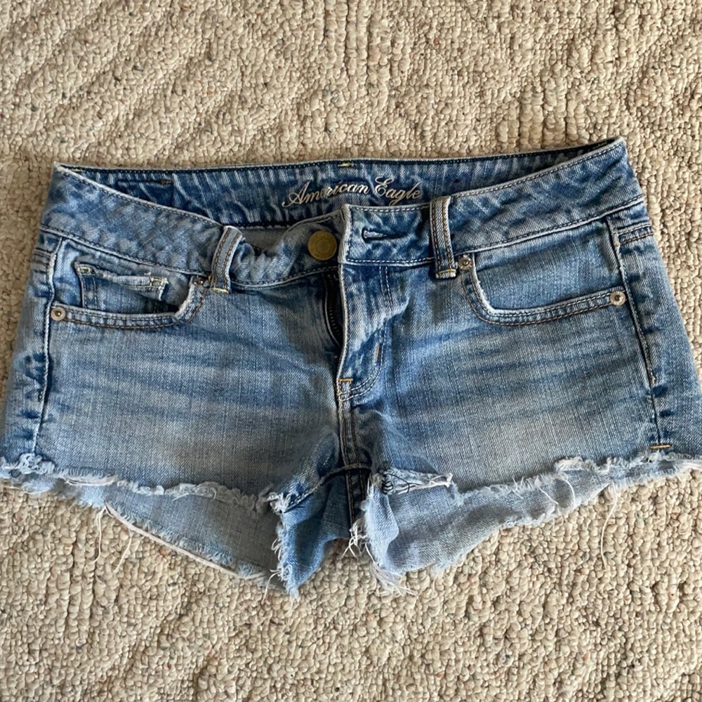 American Eagle denim shorts size 2